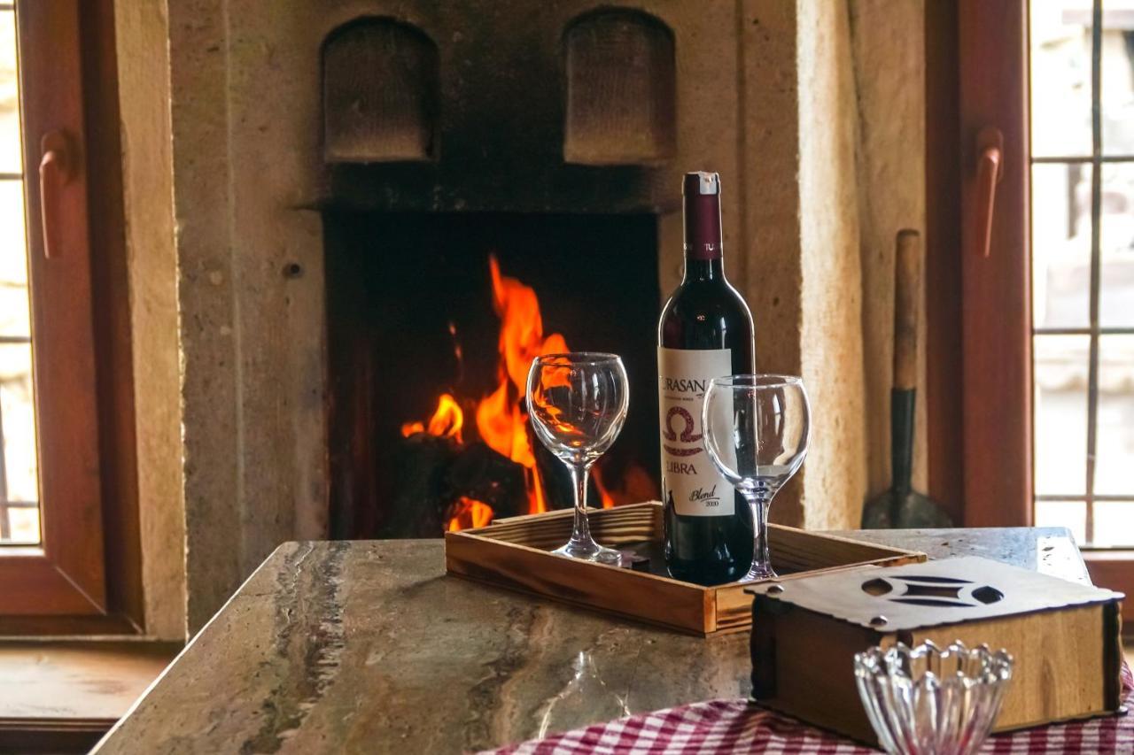 Adelya Cave Hotel Apartments Göreme Dış mekan fotoğraf