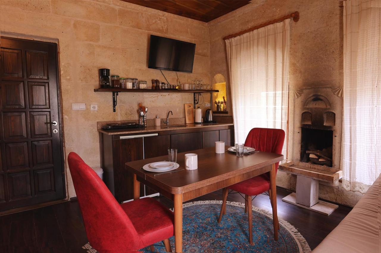 Adelya Cave Hotel Apartments Göreme Dış mekan fotoğraf